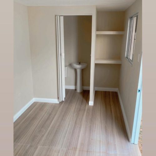 PAYANO TRAILERS Contenedor oficina 20 pies con baño 8